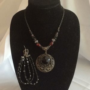 Vintage necklace with bracelet